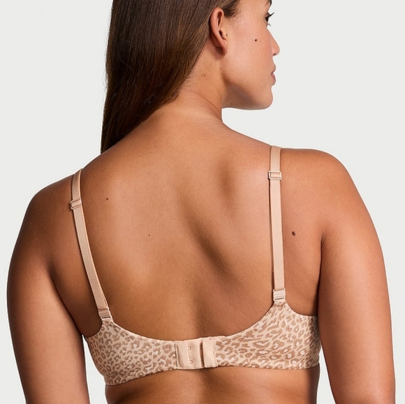 Victoria's Secret Invisible Lift Unlined Demi bra 38DDD EUC - Picture 4 of 5